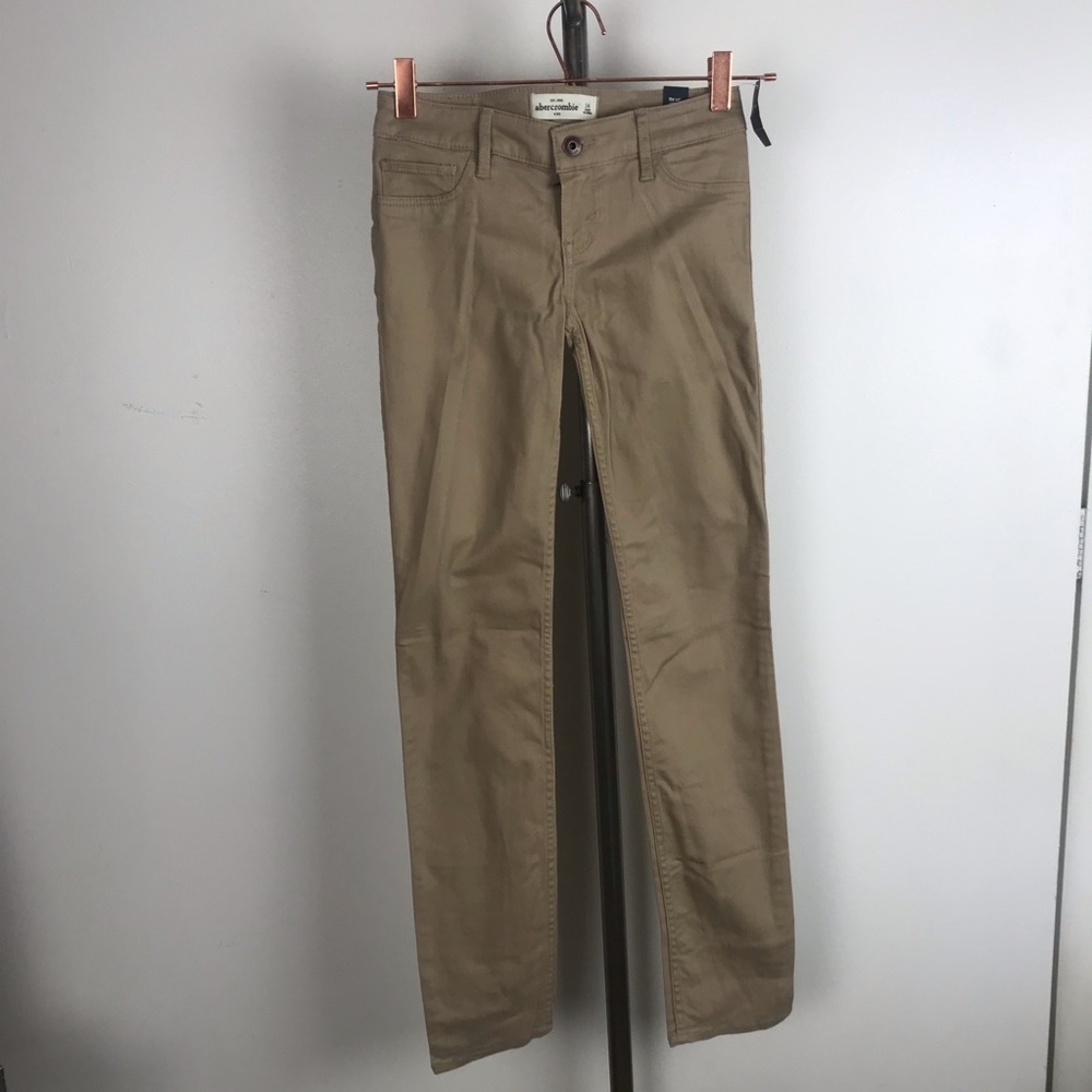 Khaki jeans